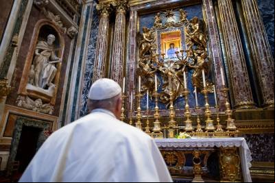 Maria e o papa Francisco