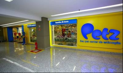 Ações da Petz têm alta de mais de 40% após anúncio fusão com a Cobasi