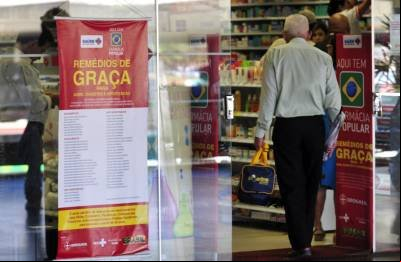 Ao vivo: governo anuncia remédios gratuitos a beneficiários do Bolsa Família