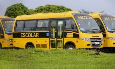 Licitação do MEC teria superfaturado ônibus escolares em mais de R$ 732 mi