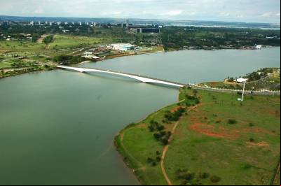 CLDF derruba veto de Ibaneis e Ponte Costa e Silva ganha novo nome