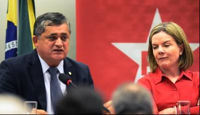 José Guimarães sobre posse: 'Lula está muito disposto e emocionado'