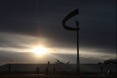 Com máxima de 31°C na sexta, DF terá alívio no calor no fim de semana