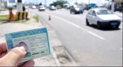 Prazo para renovar CNH vencida entre junho e agosto de 2020 termina no dia 31